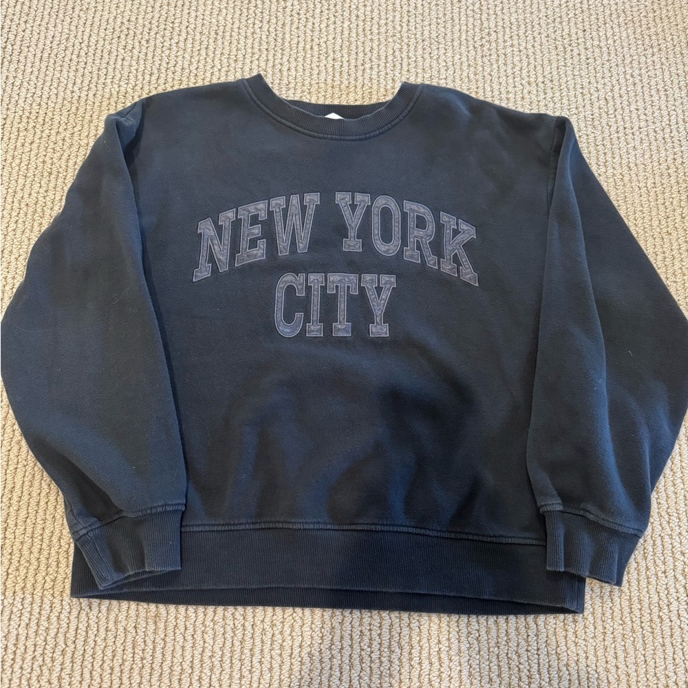 H&M New York City Crewneck- Dark Navy
